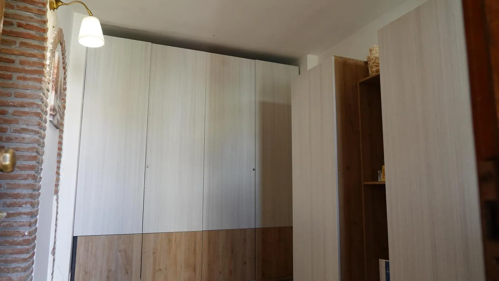 R-Home Li Cuti Katania Apartament