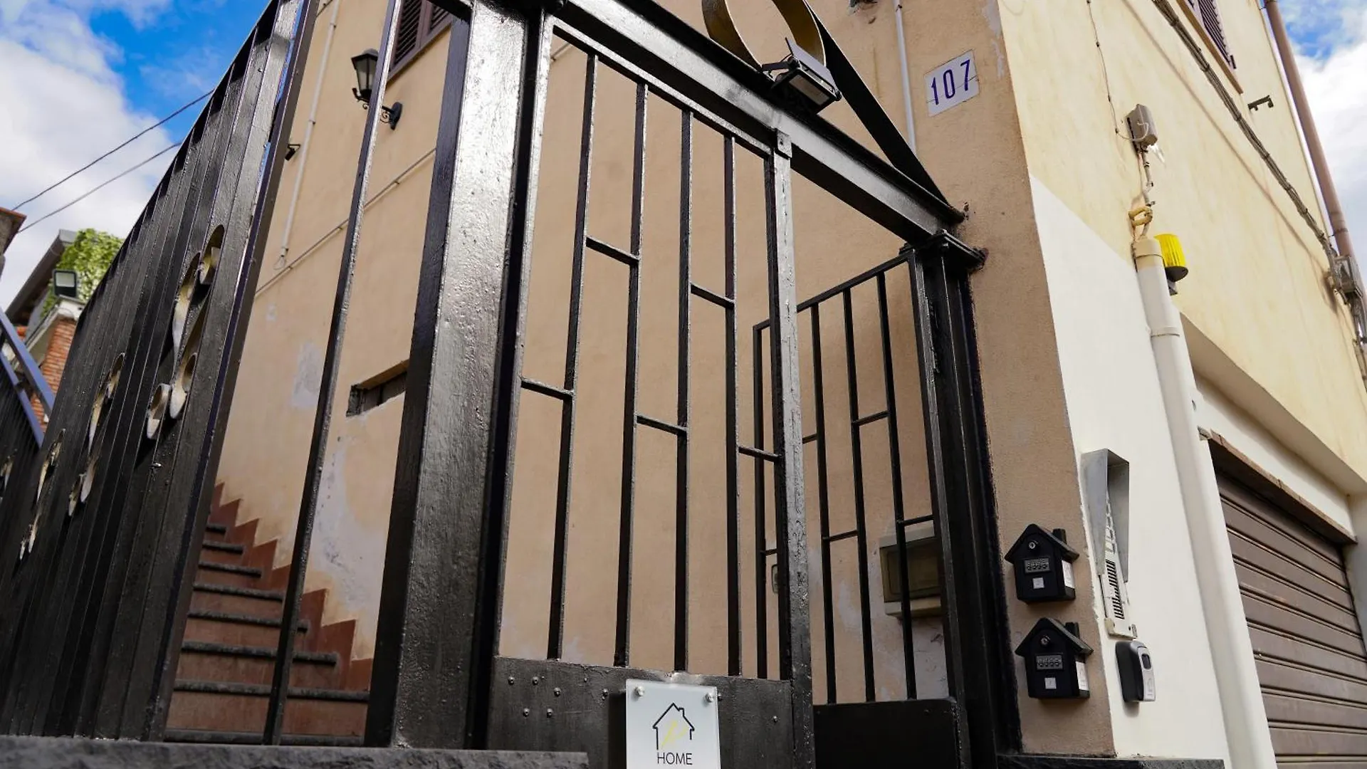R-Home Li Cuti Catania Italy