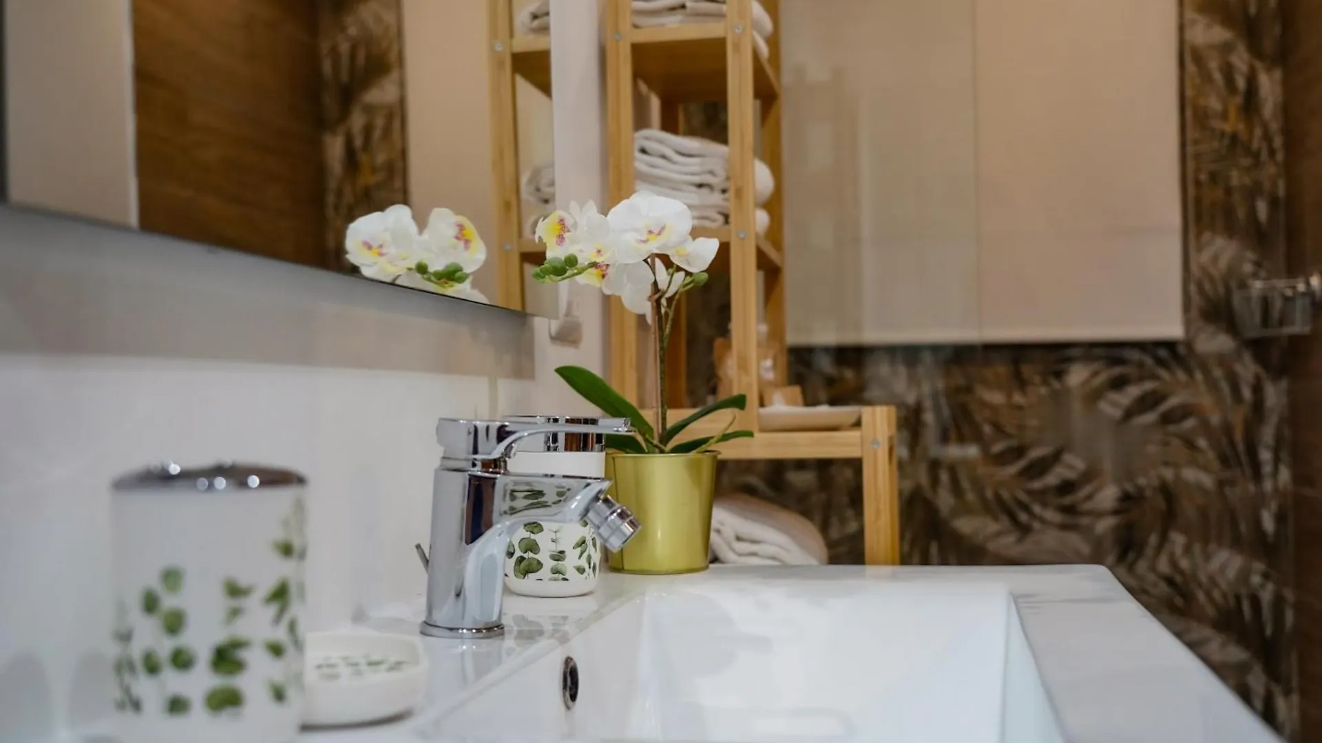Apartment R-Home Li Cuti Catania