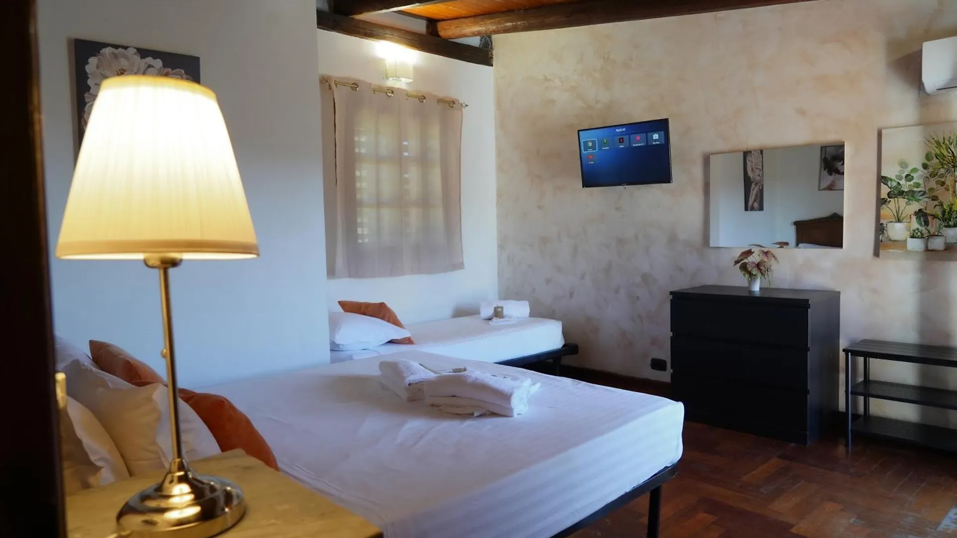 R-Home Li Cuti Catania Apartment